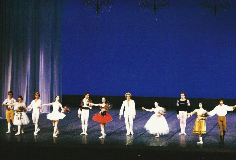 WORLD BALLET FESTIVAL v Japonsku (Lesley Collier, Stephen Jefferis, Peter Schaufuss, Eva Evdokimova, Lubomír Kafka, Jana Kurova, Jorge Donn, Alicia Alonso, Jorge Esquivel, Marcia Haydée, Richard Cragun). Foto: JMK Collection.